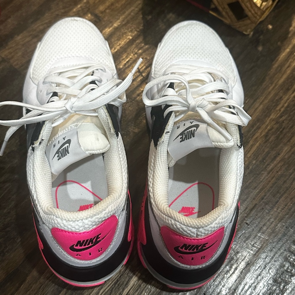 Nike Air Max Excee Womens Size 6 - Picture 8 of 10